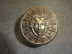FIGURAL LADY CENTER STYLE ENTRY DOOR KNOB