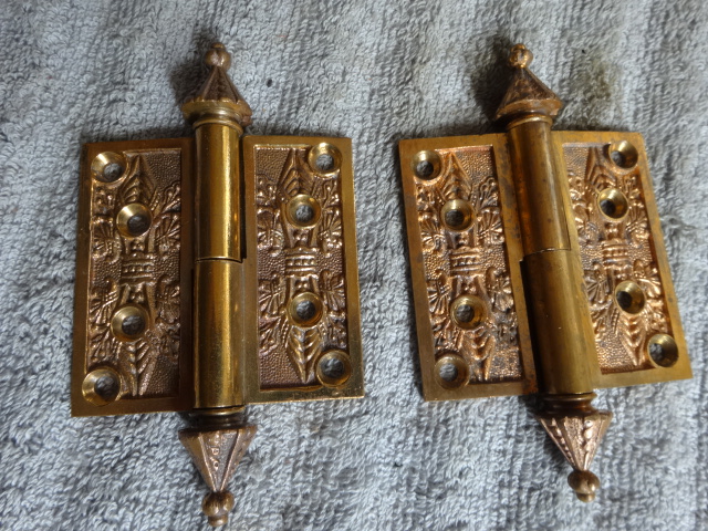 Door Hinges by MCCC/R&E