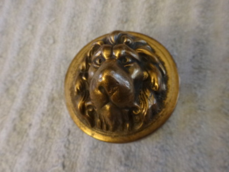 Antique Lion Head Center Door Pull