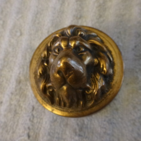 Antique Lion Head Center Door Pull